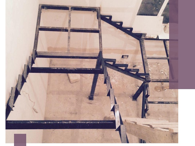 Монтаж лестниц на металлокаркасе в Махачкале быстро и качественно