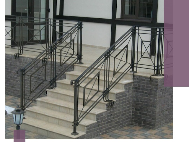 Перила для крыльца в Махачкале — монтаж, изготовление и установка