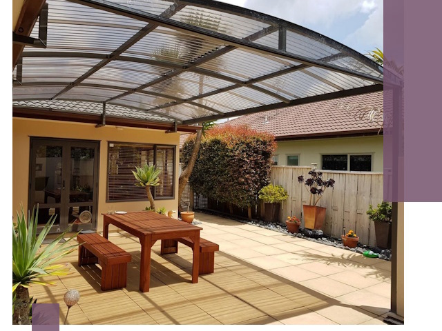 Навесы во двор под ключ в Махачкале — изготовление и монтаж