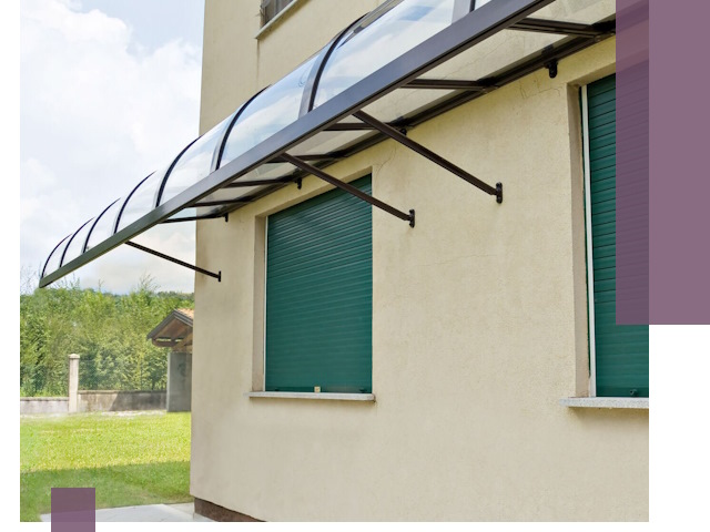 Козырьки над окнами в Махачкале — изготовление и монтаж по выгоде