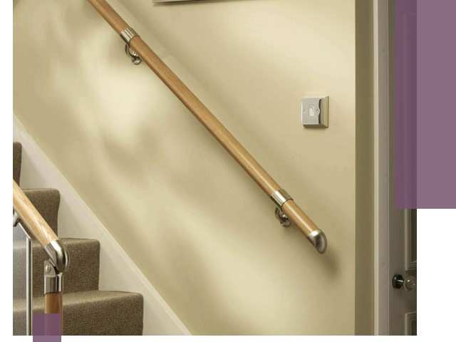 Монтаж пристенных поручней профессионально в Махачкале